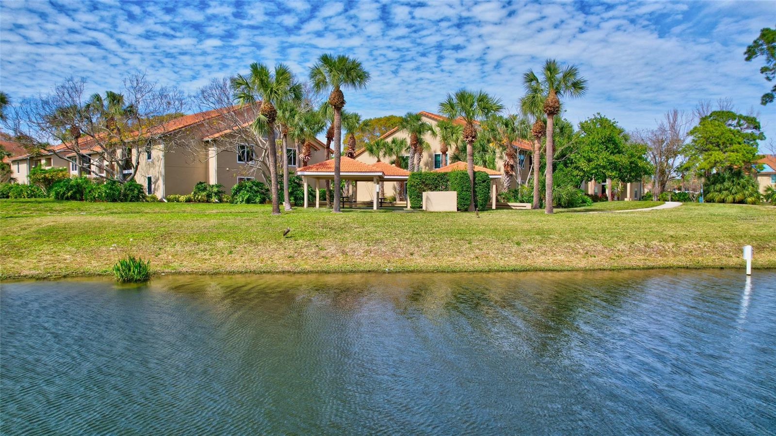 VINTAGE GRAND - Residential