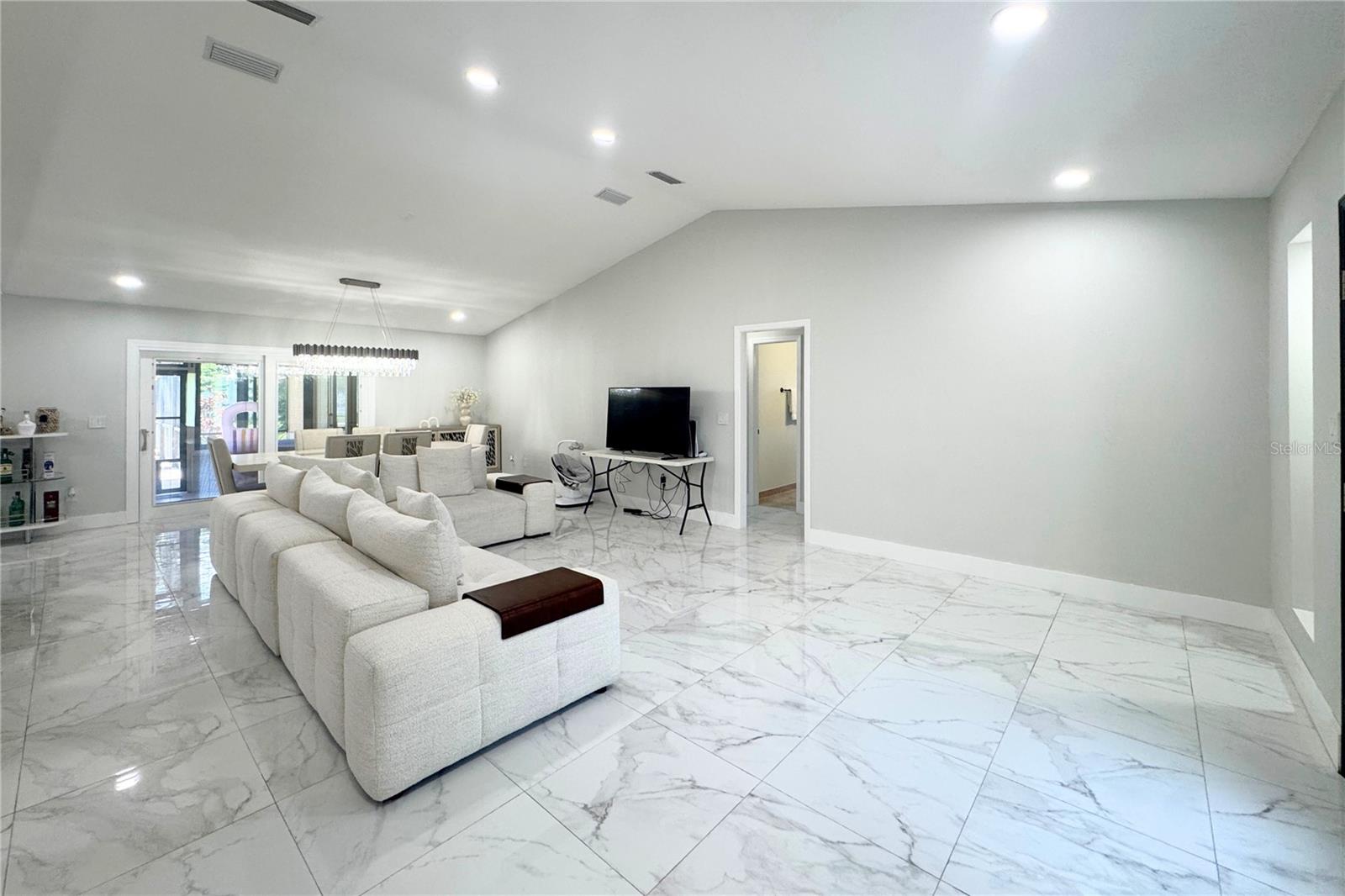 WEST WILDMERE - Residential