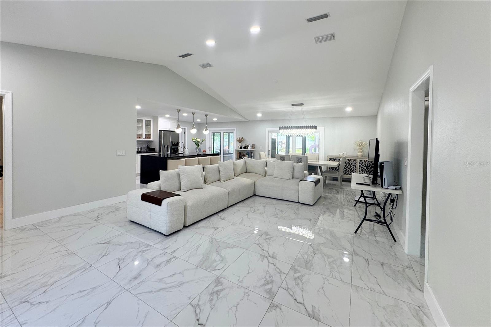 WEST WILDMERE - Residential
