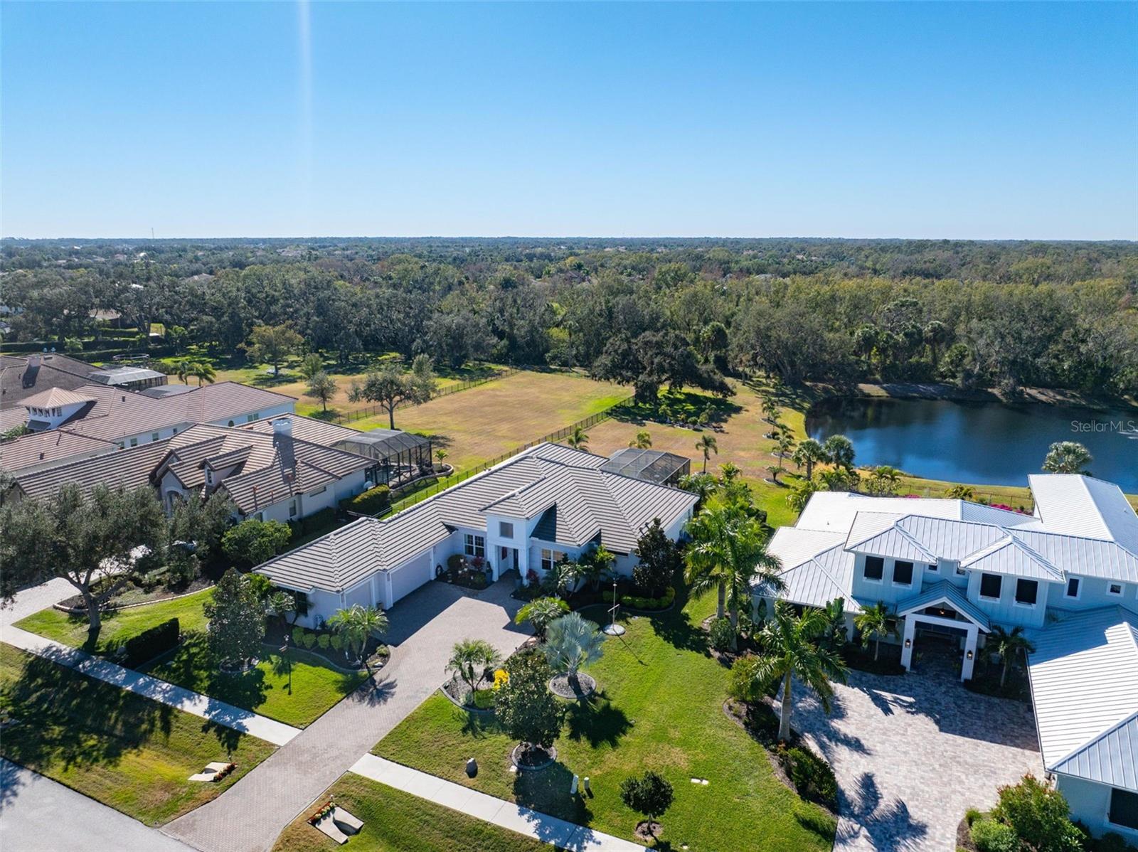 WINDING RIVER - Residential