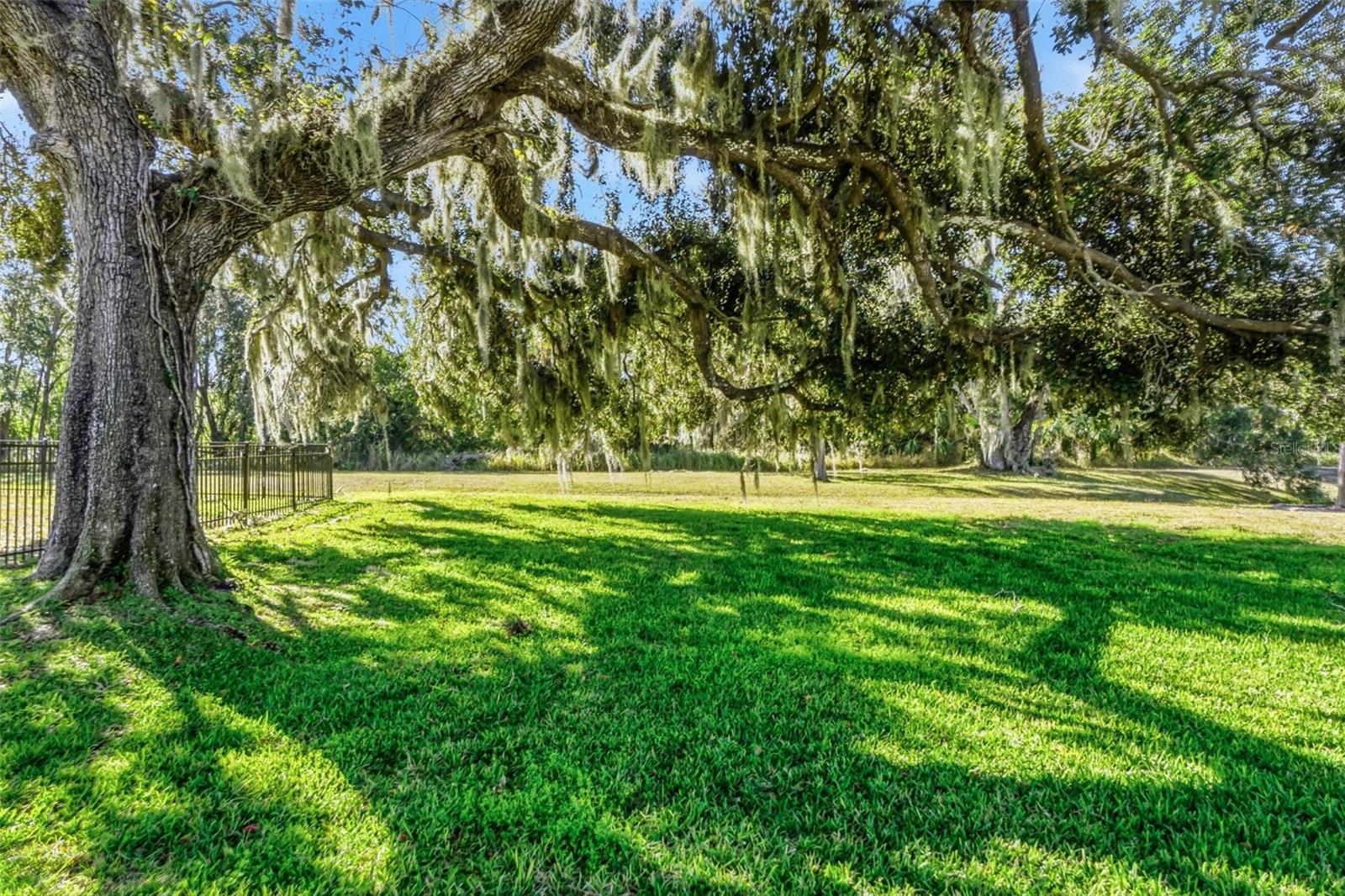 WINDING RIVER - Residential