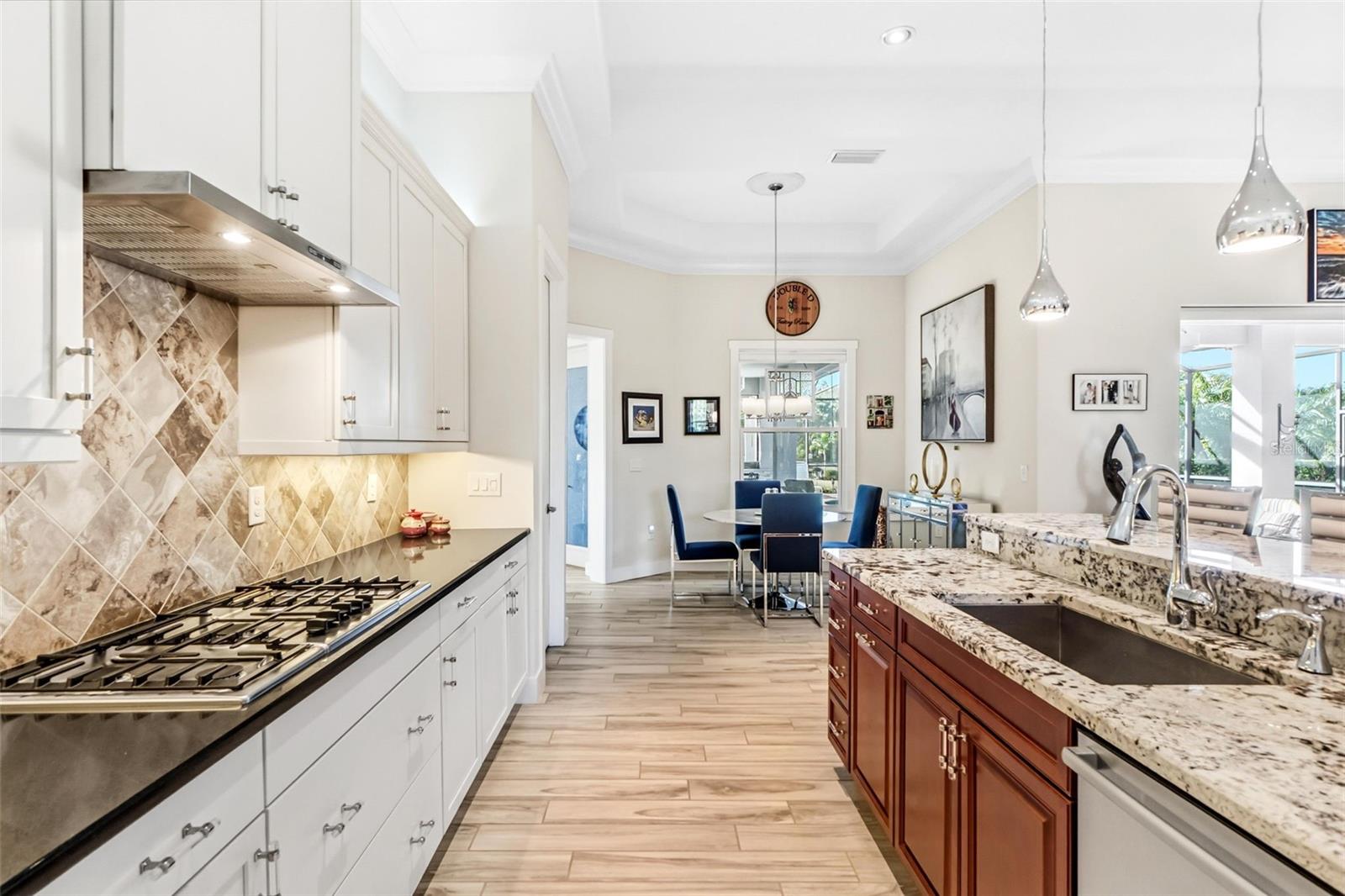 WINDING RIVER - Residential