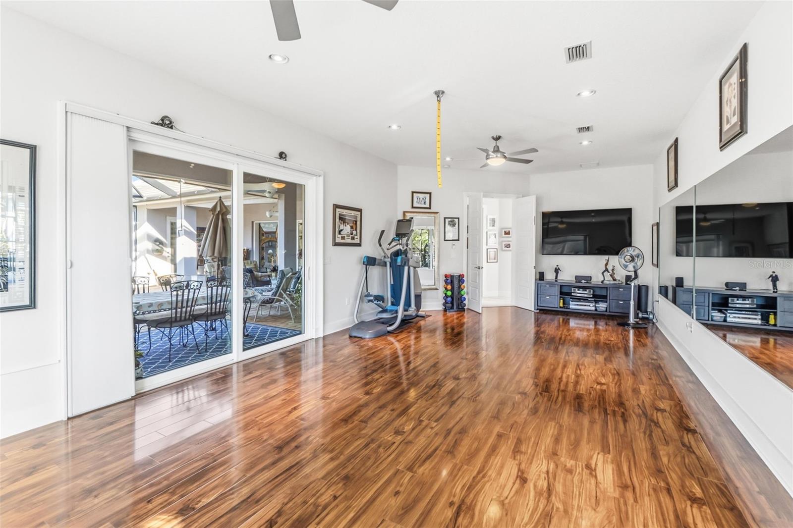 WINDING RIVER - Residential