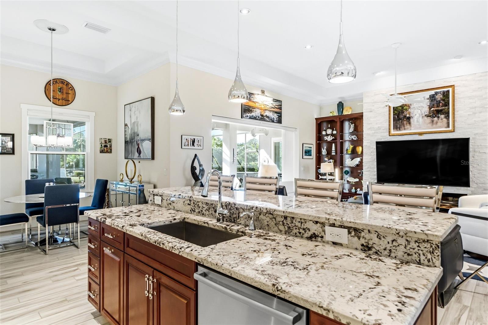 WINDING RIVER - Residential