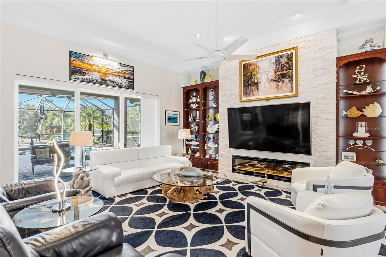 WINDING RIVER - Residential