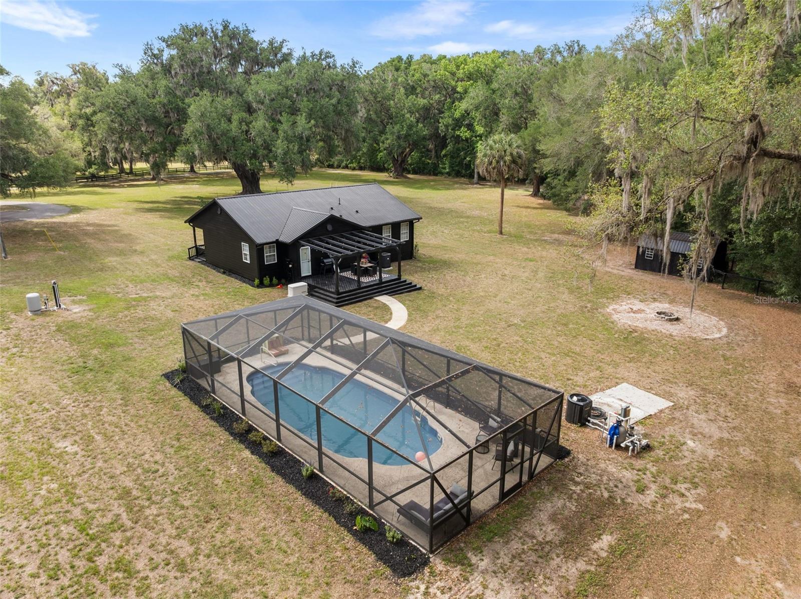 NON SUBDIVIDED - Residential