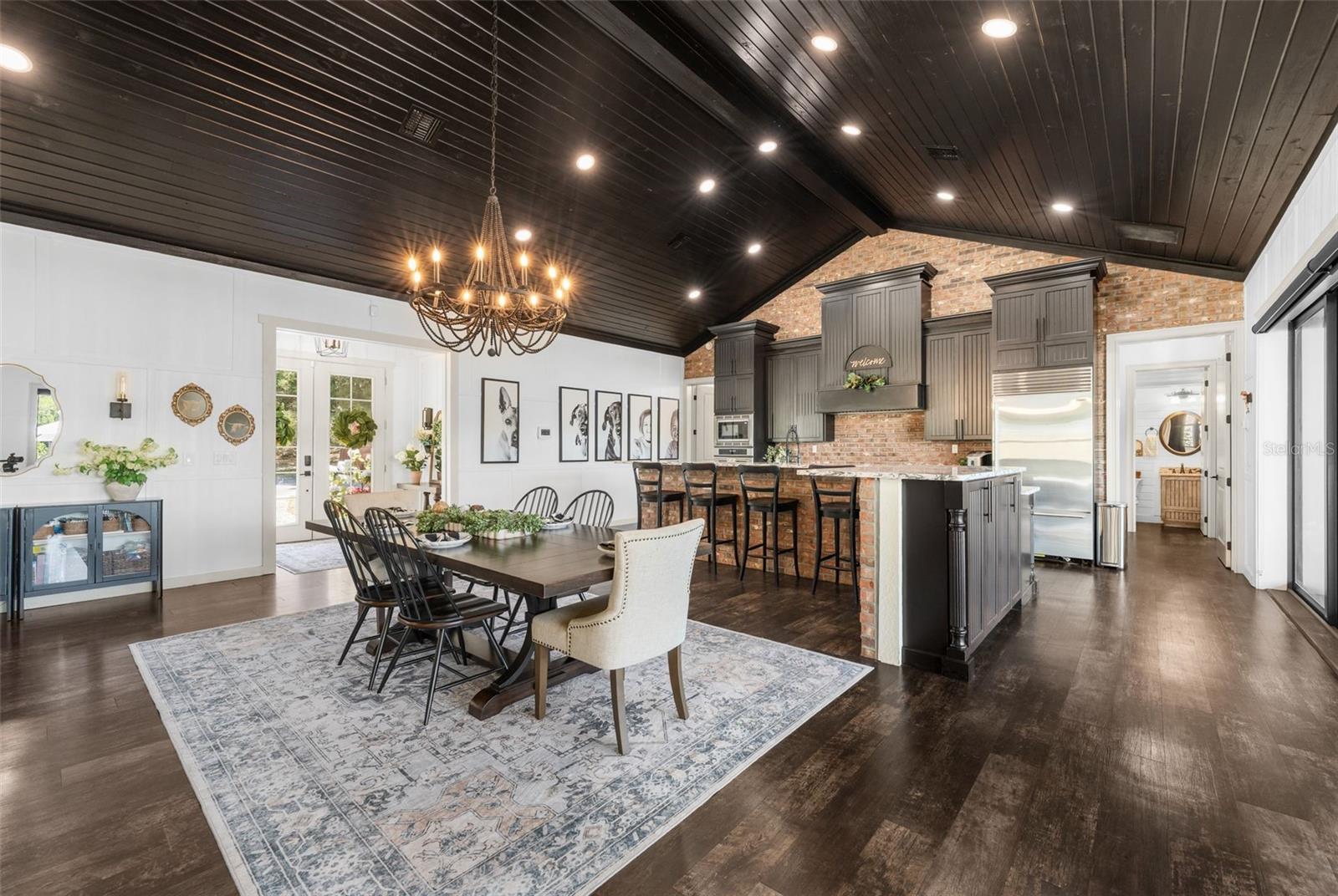 NON SUBDIVIDED - Residential