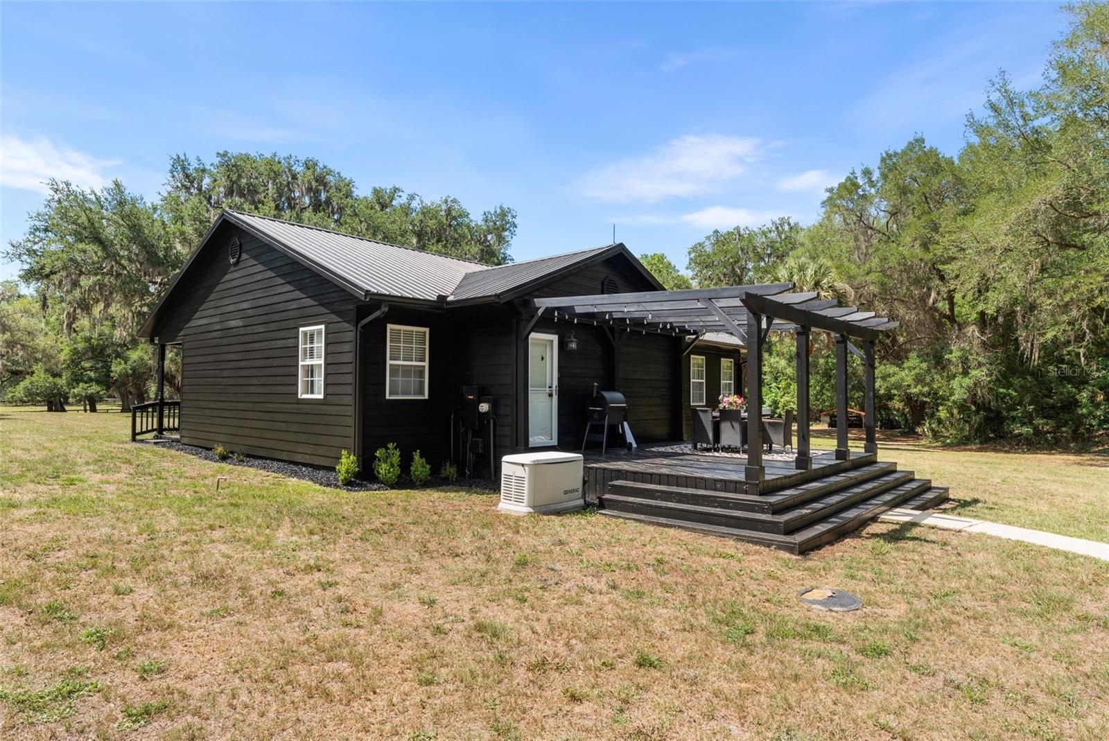 NON SUBDIVIDED - Residential