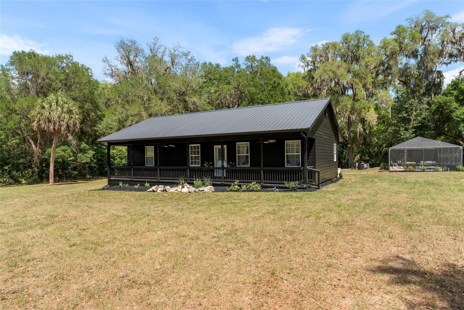 NON SUBDIVIDED - Residential