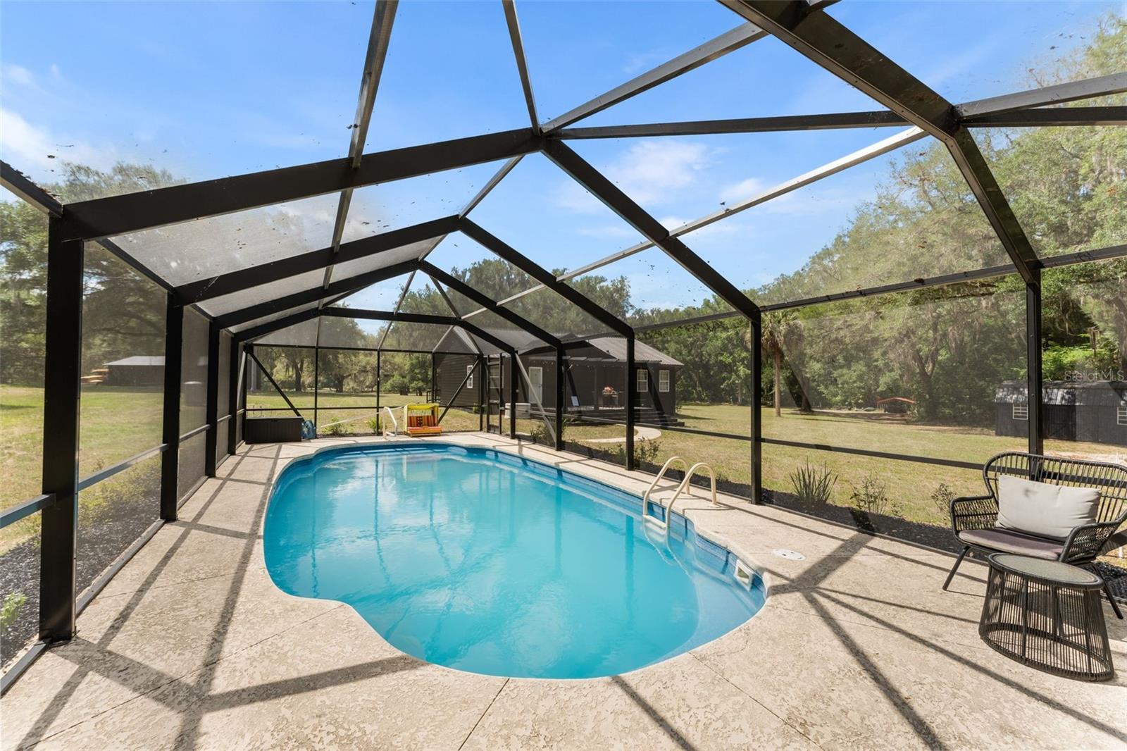 NON SUBDIVIDED - Residential