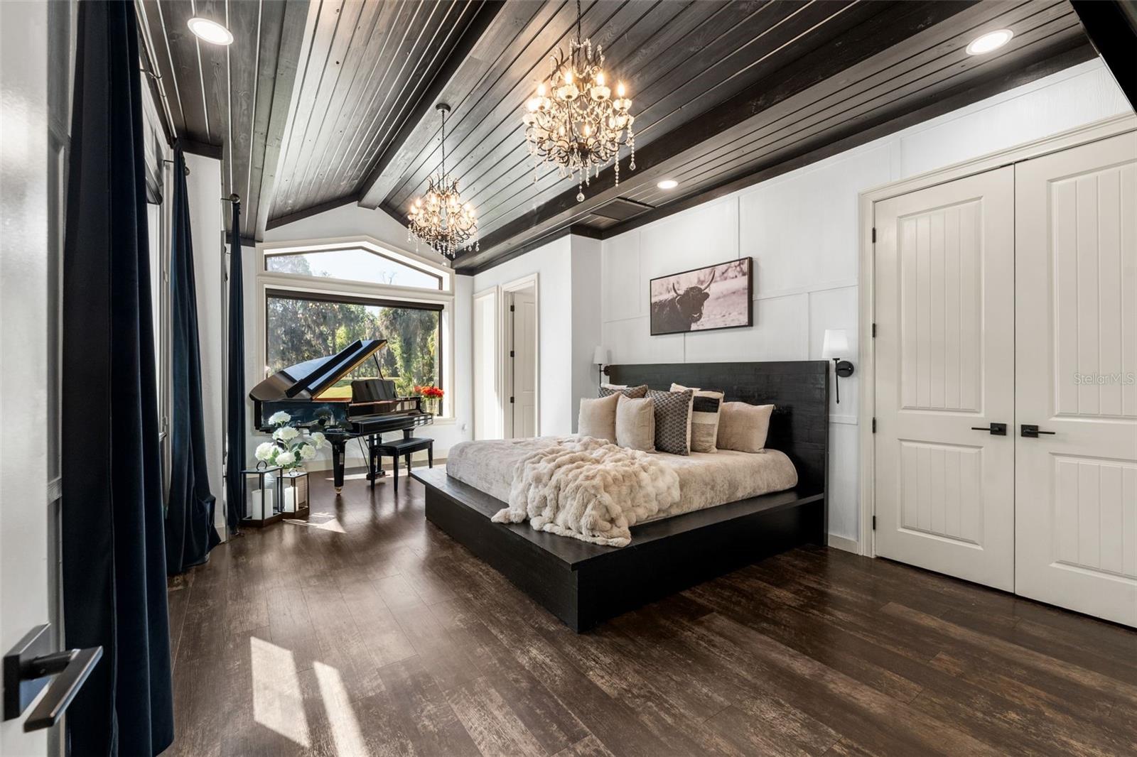 NON SUBDIVIDED - Residential