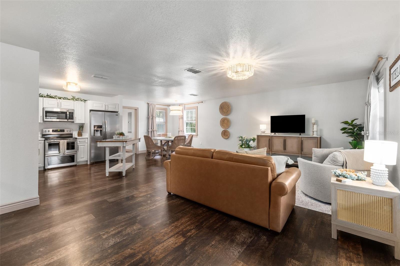 NON SUBDIVIDED - Residential