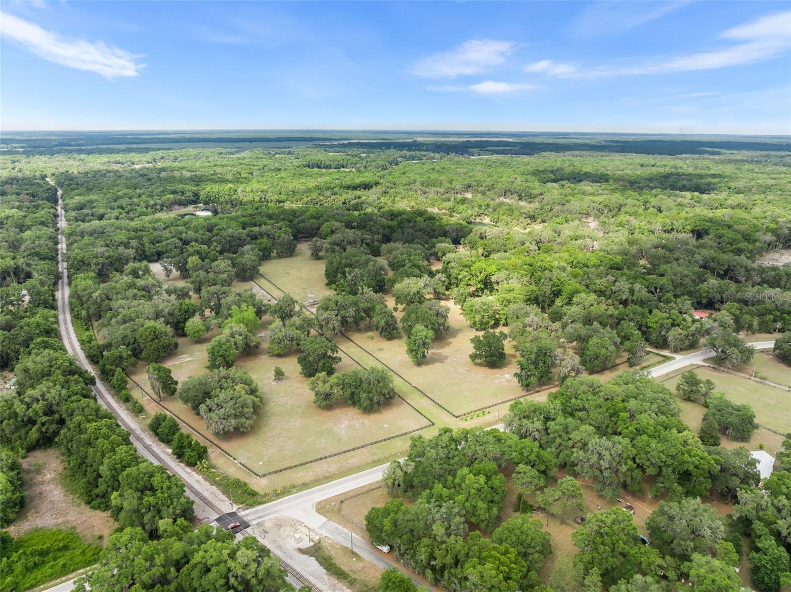 NON SUBDIVIDED - Residential