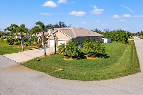 A home in PORT CHARLOTTE