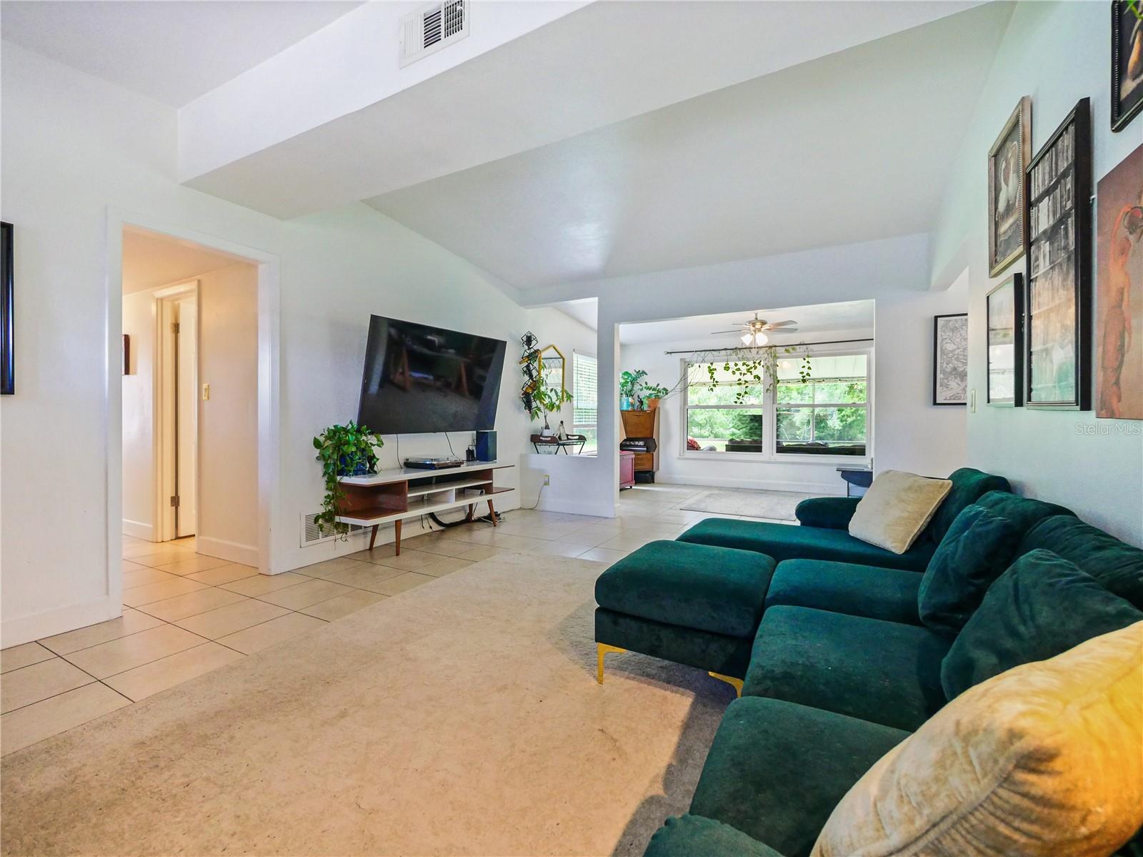 1006 BEATRICE DRIVE