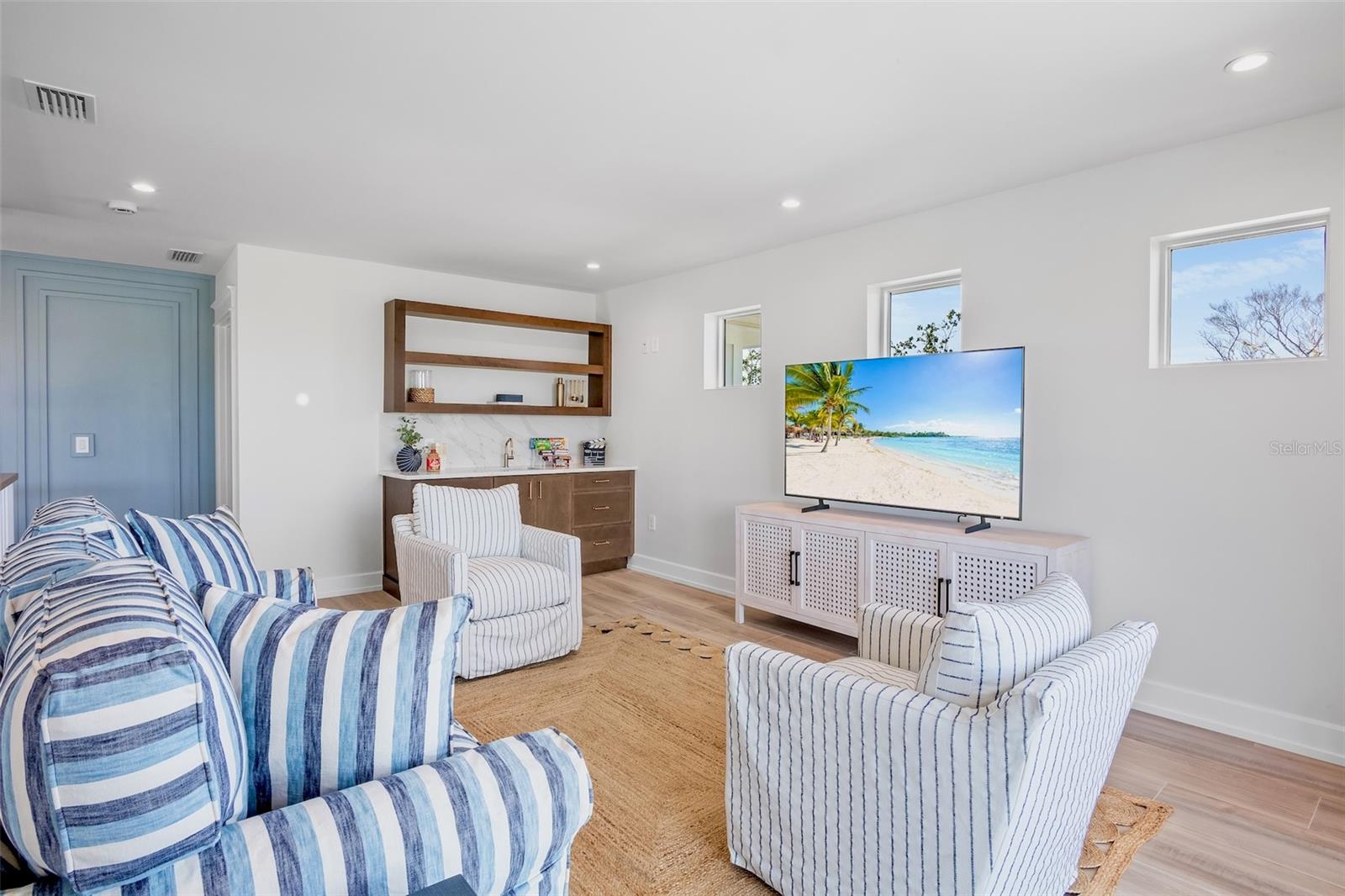 BIMINI BAY ESTATES - Residential
