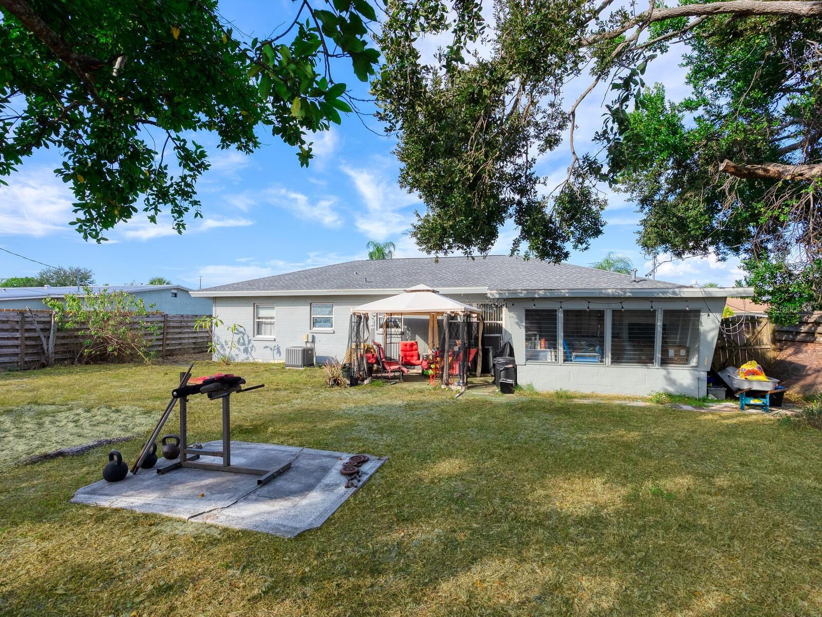 BAYSHORE GARDENS SEC 2 - Residential