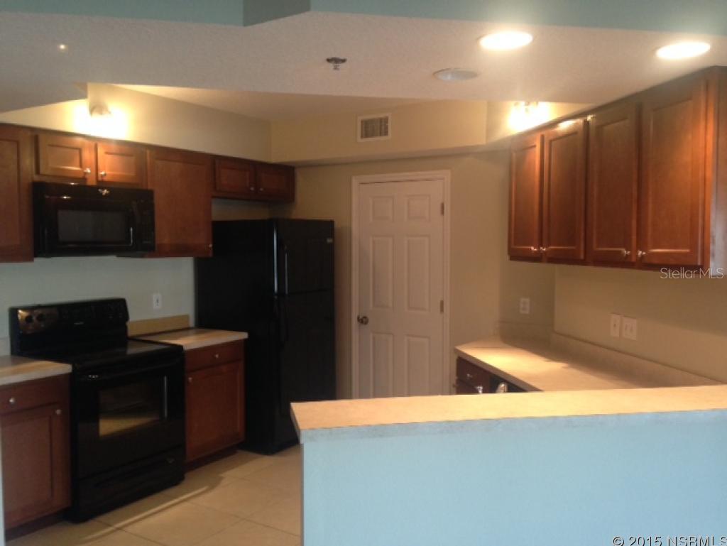 New Smyrna Condo Bldg 03 Inc - Residential