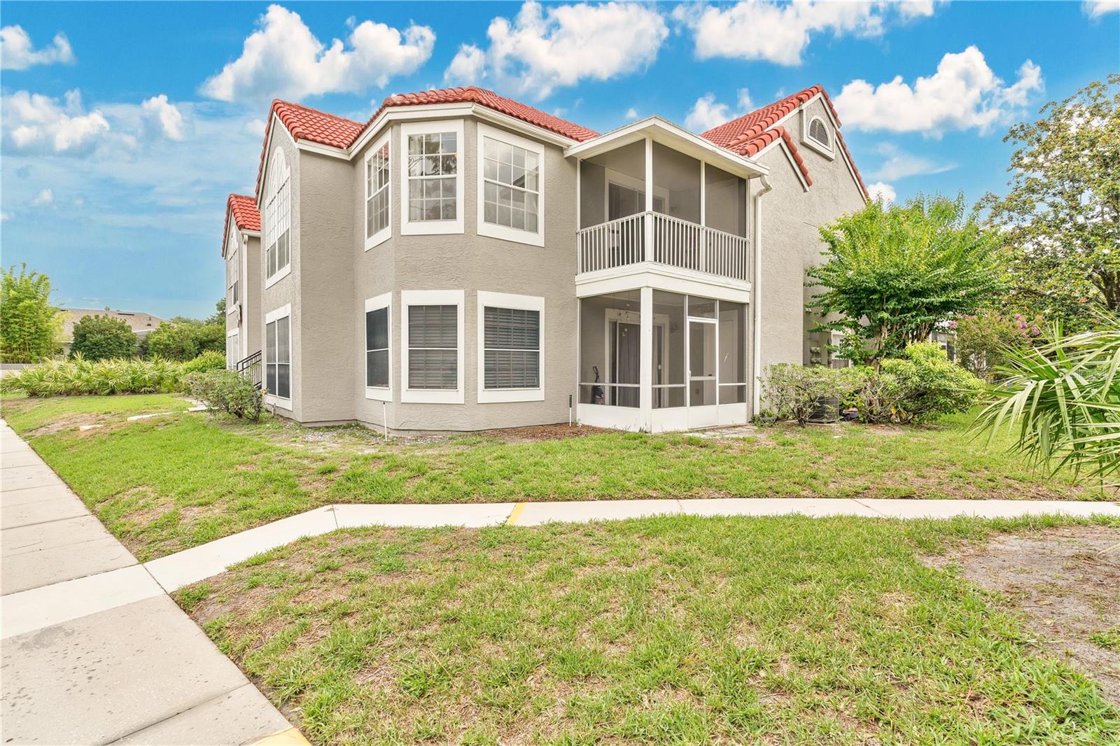 900 NORTHERN DANCER WAY 204