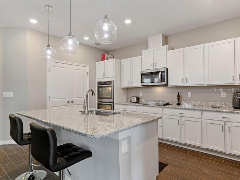 WEST LAKE RESERVE - Residential Lease