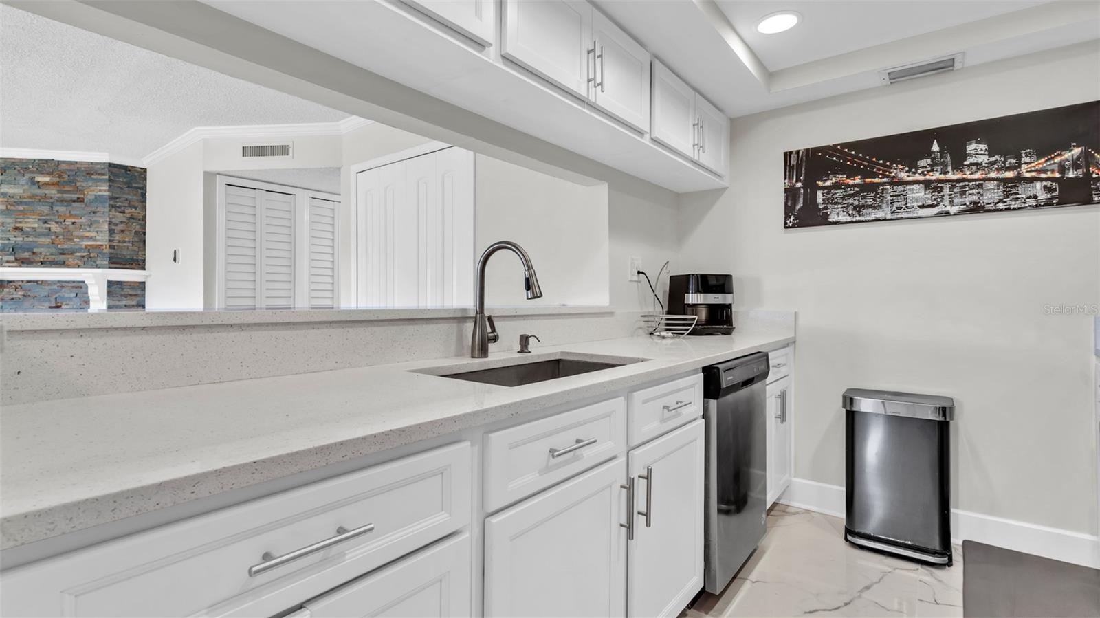 WILLOW POINT CONDO - Residential Lease