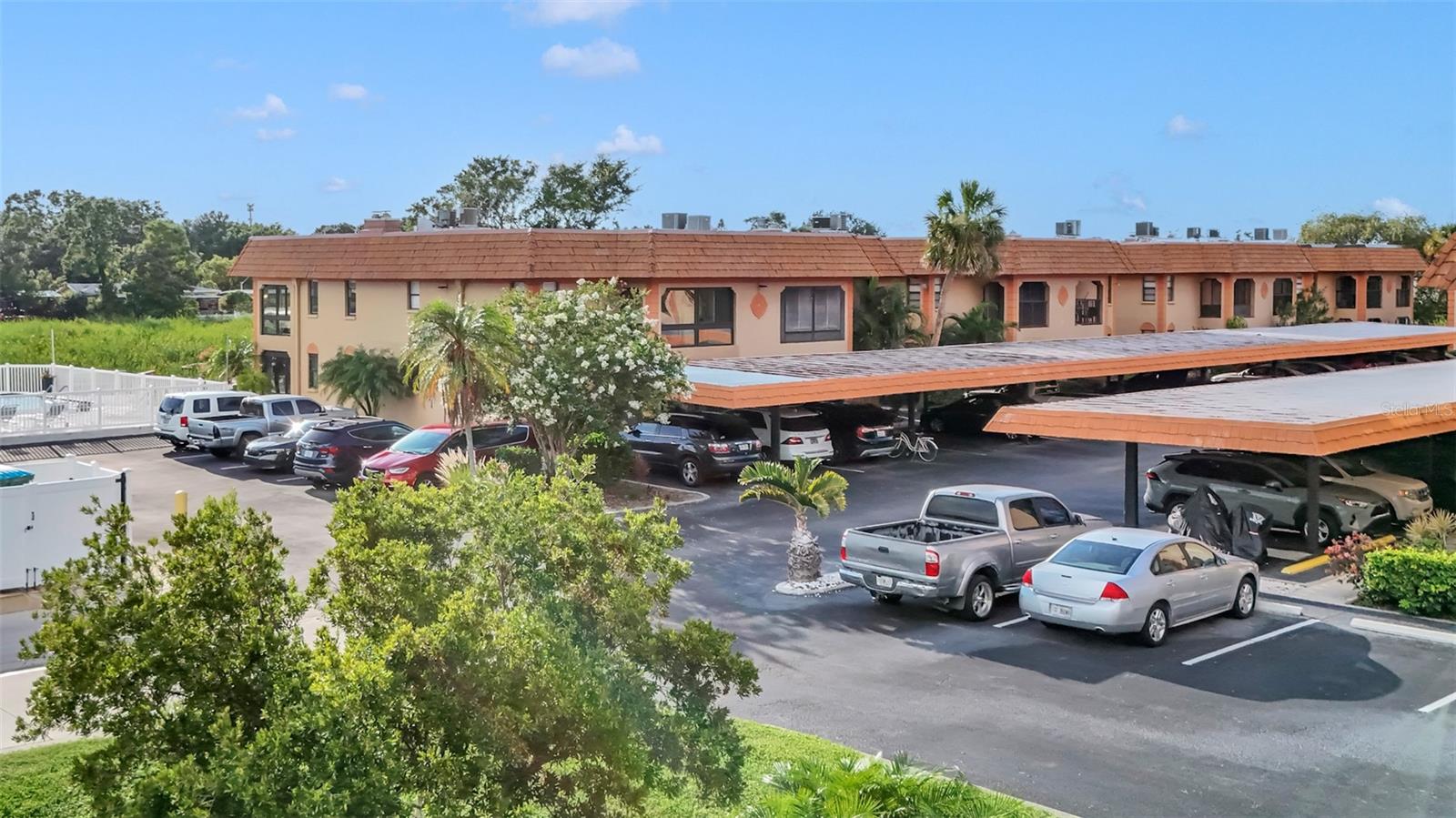 WILLOW POINT CONDO - Residential Lease