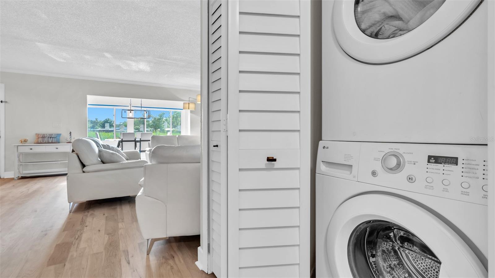 WILLOW POINT CONDO - Residential Lease