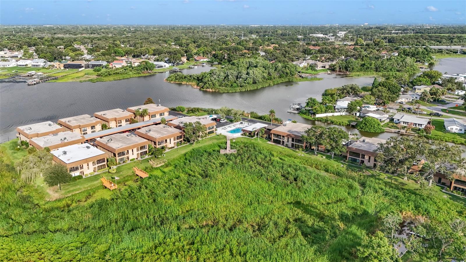 WILLOW POINT CONDO - Residential Lease