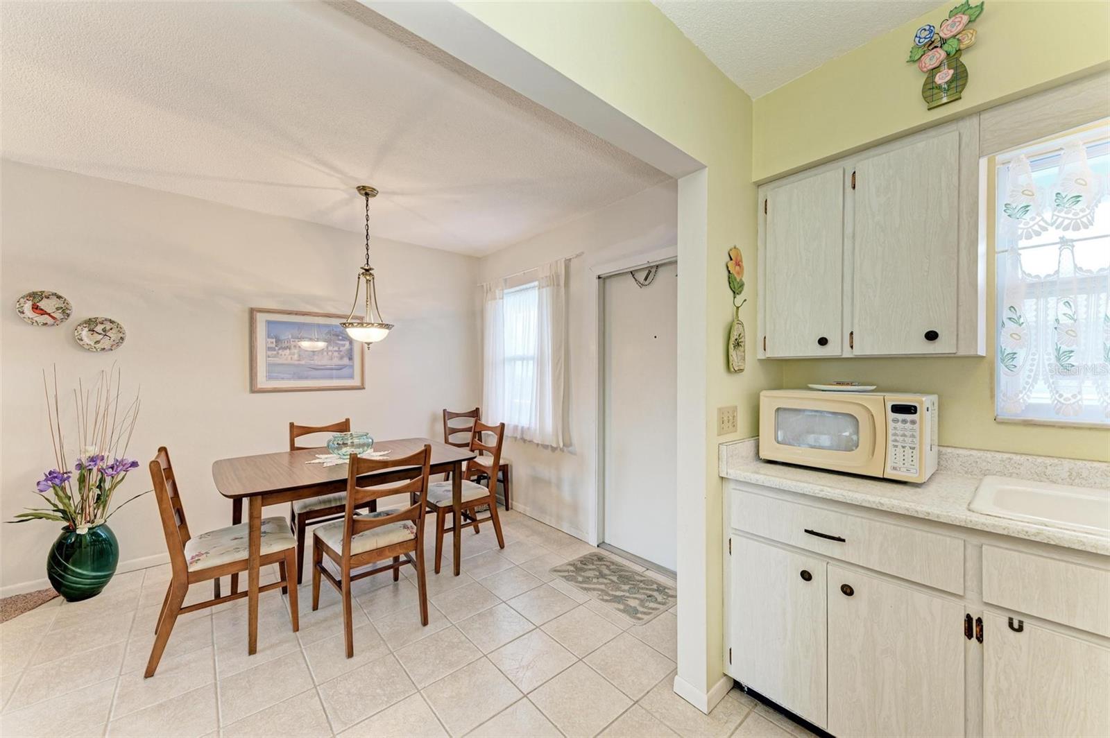 IMPERIAL HOUSE OF BRADENTON BEACH BLDG A - Residential