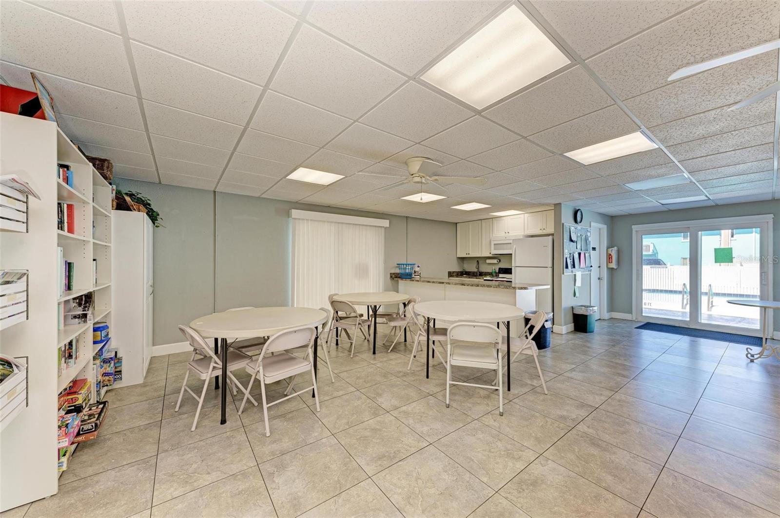 IMPERIAL HOUSE OF BRADENTON BEACH BLDG A - Residential