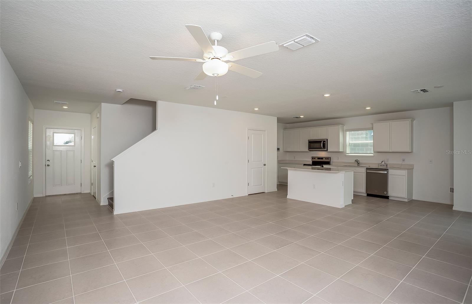 1415 HAMILTON WAY