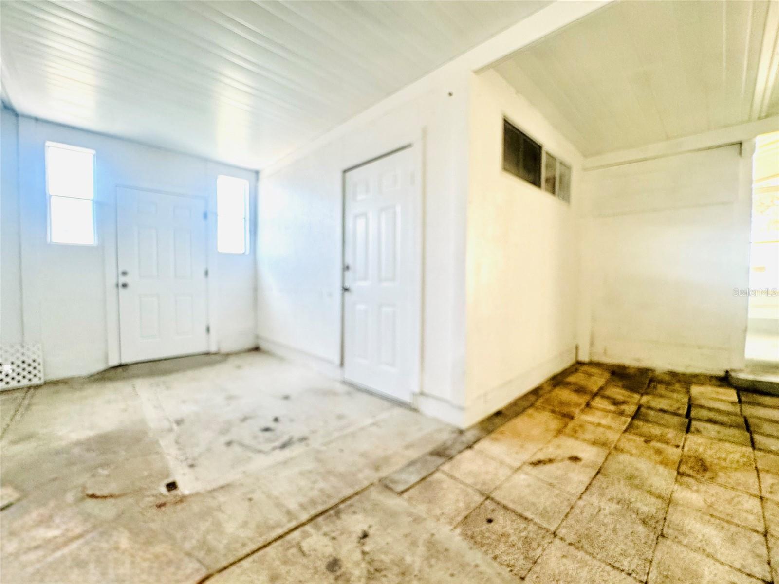 ROLLINGLEN PH 01 - Residential