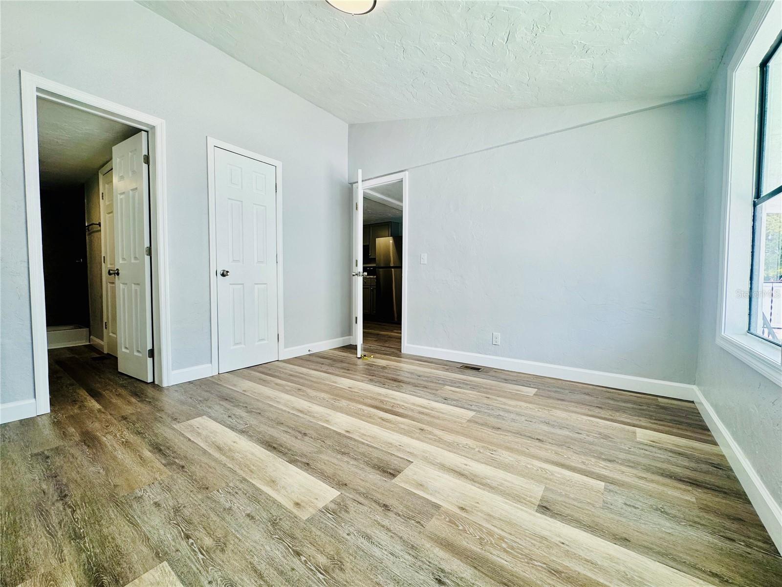 ROLLINGLEN PH 01 - Residential