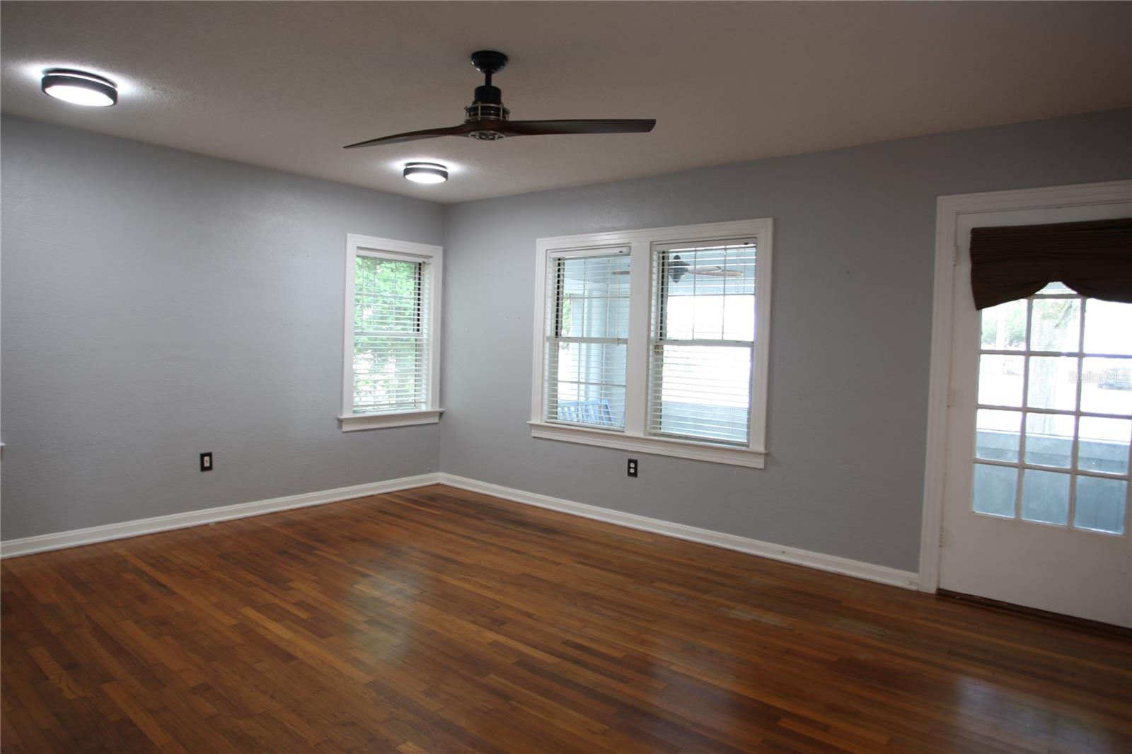 COLLEGE PARK THIRD ADD - Residential