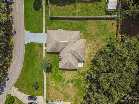 A home in DUNNELLON