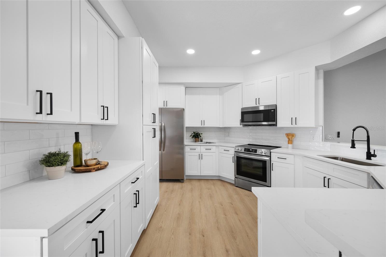 BON PARK SUB - Residential