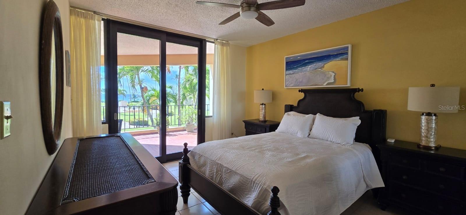 CRESCENT BEACH - Residential