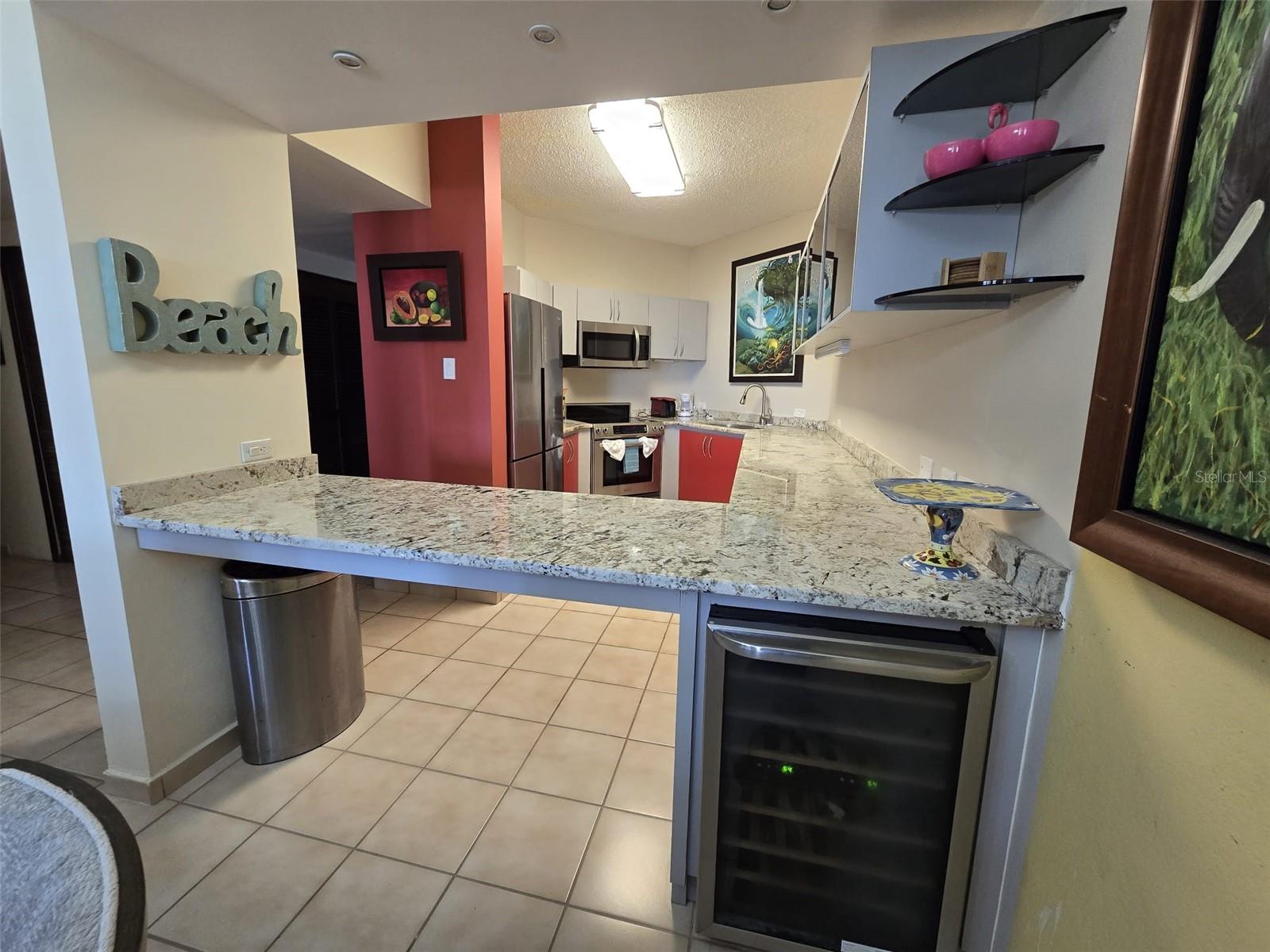 CRESCENT BEACH - Residential