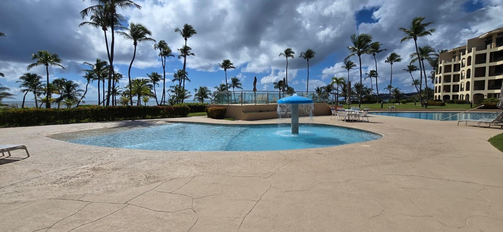 CRESCENT BEACH - Residential