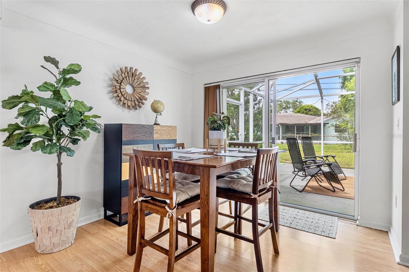 SHERYL MANOR UNIT 1 PT REP - Residential Lease