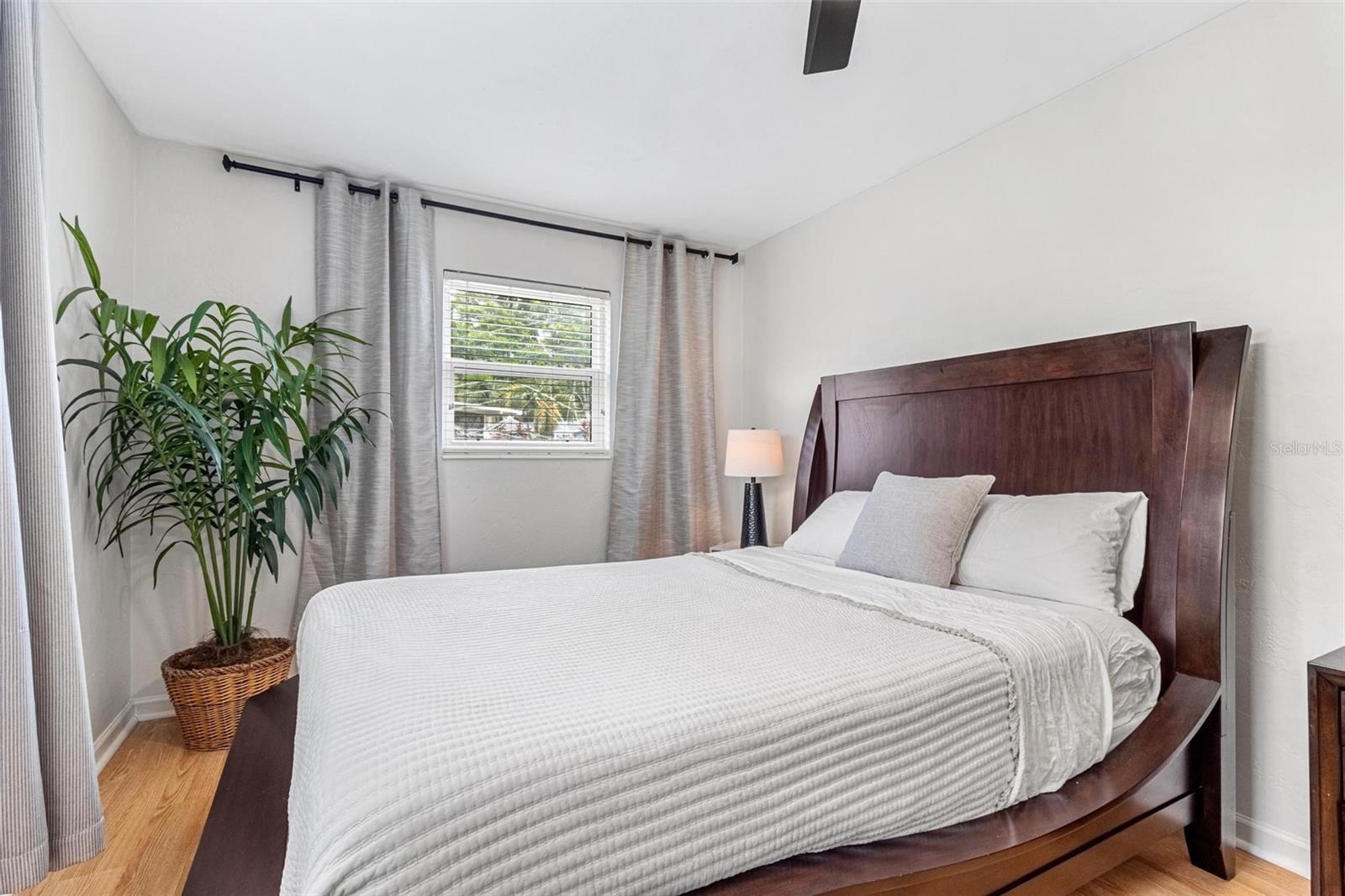 SHERYL MANOR UNIT 1 PT REP - Residential Lease