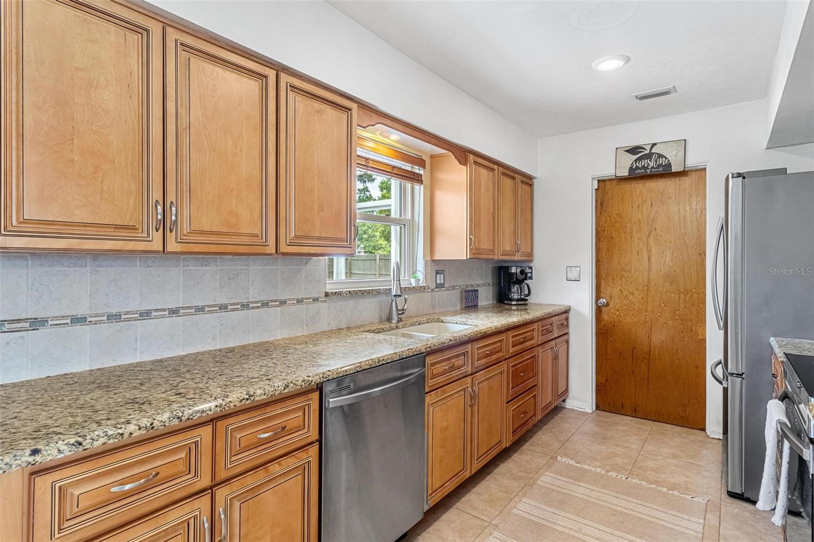 SHERYL MANOR UNIT 1 PT REP - Residential Lease