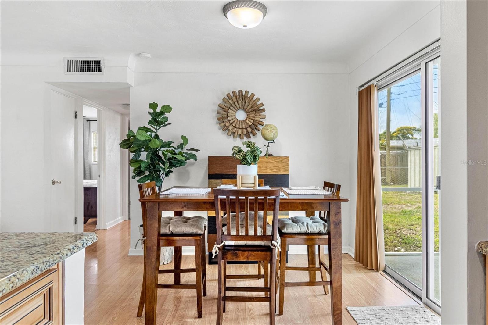 SHERYL MANOR UNIT 1 PT REP - Residential Lease