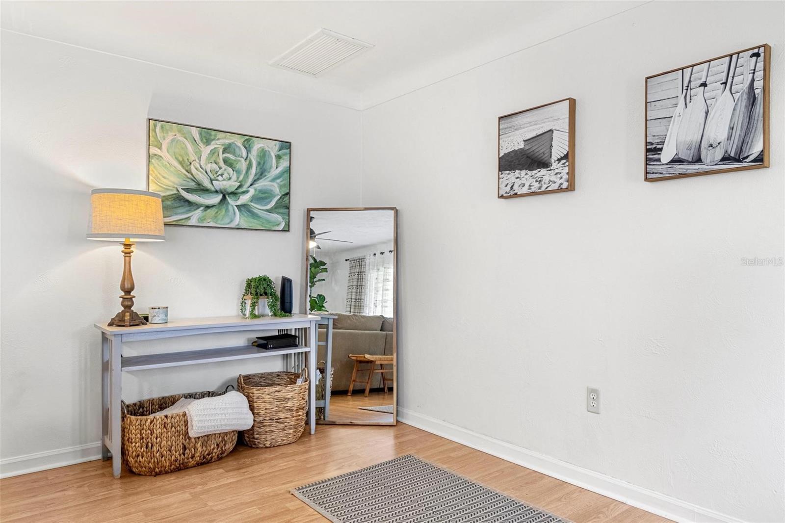 SHERYL MANOR UNIT 1 PT REP - Residential Lease