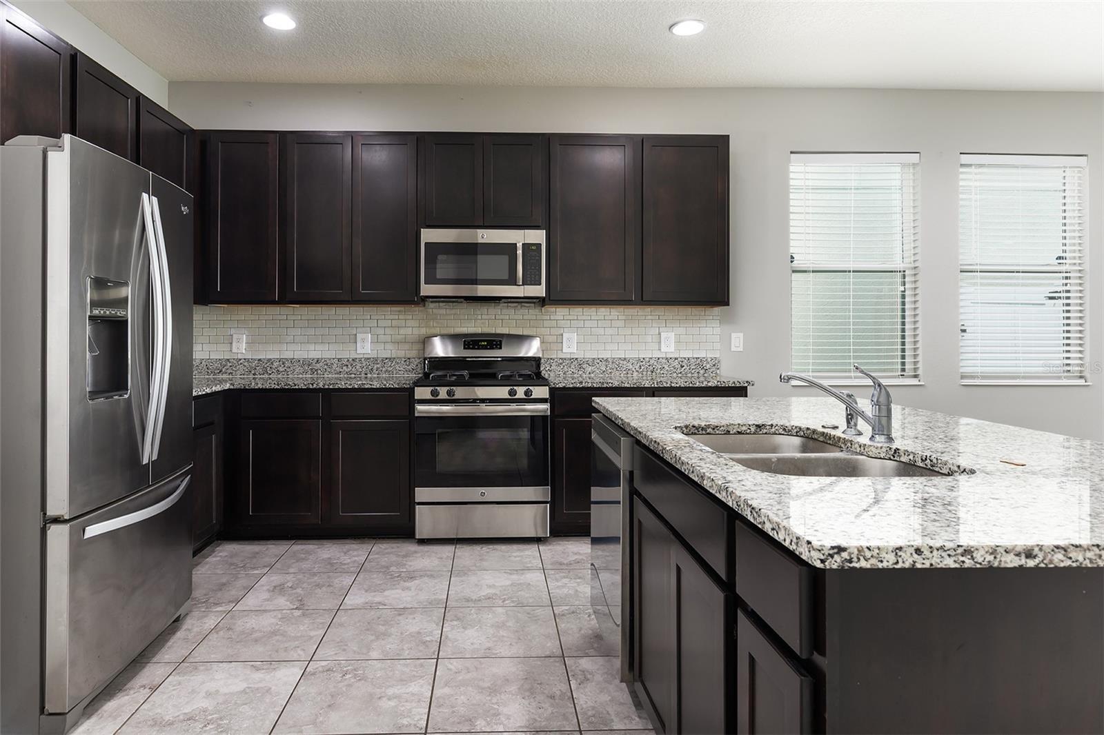 937 HILLTOP PARK COURT
