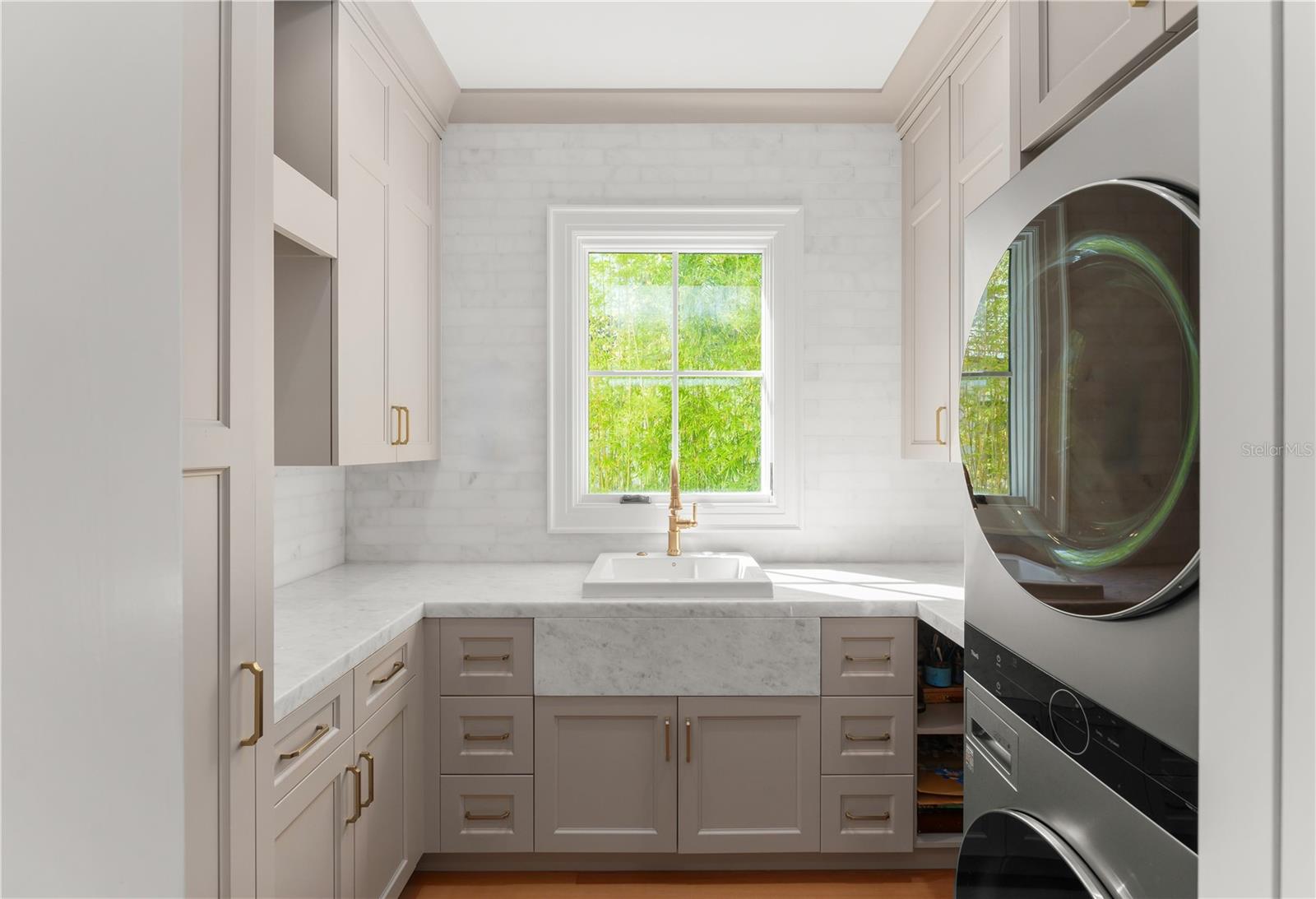 GOLDEN OAK PH 3 - Residential