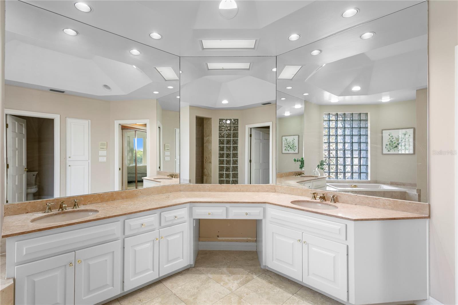 PELICAN ISLAND UNIT 3 - Residential