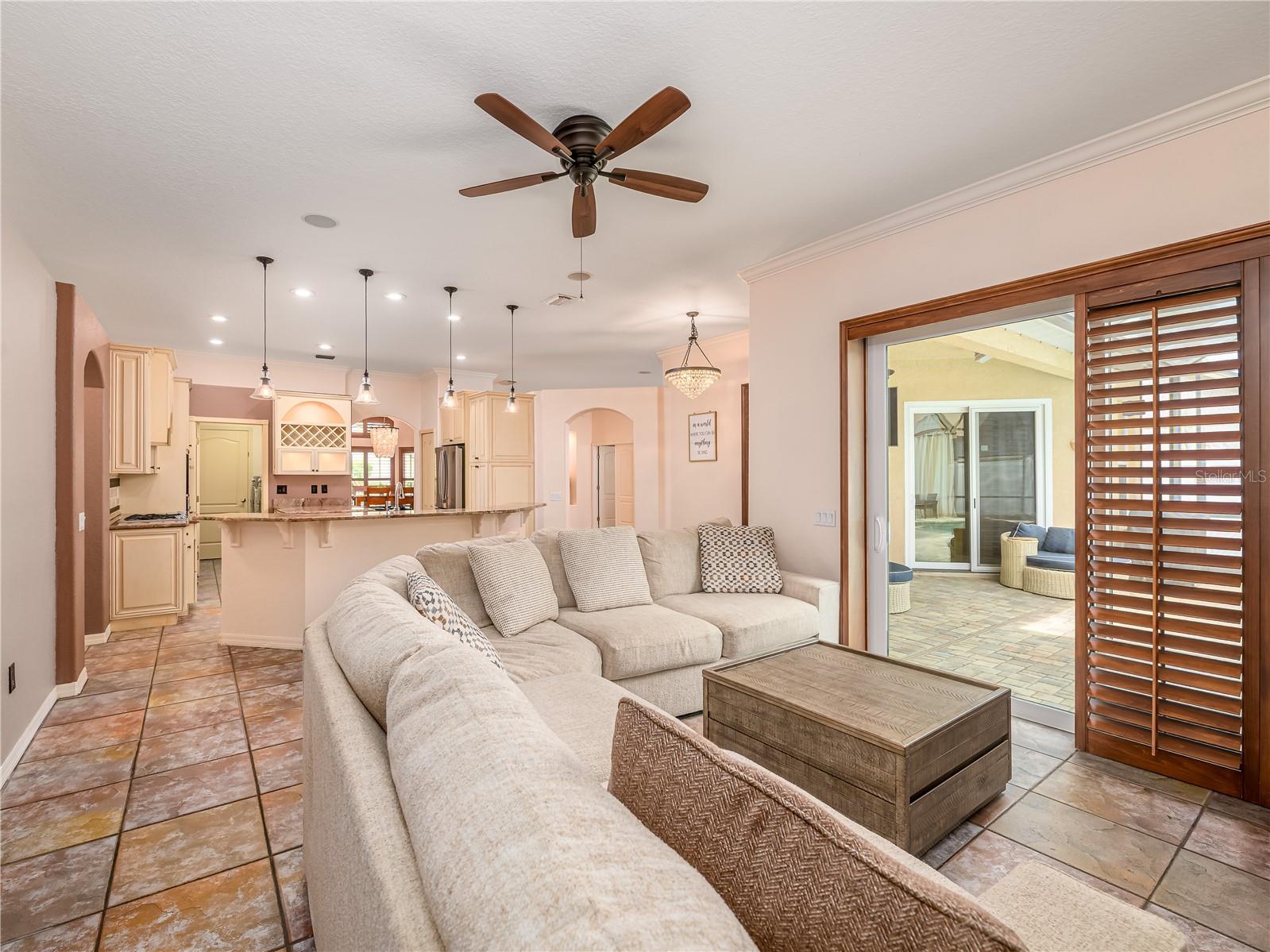 TAMPA PALMS 2C UNIT 2 - Residential