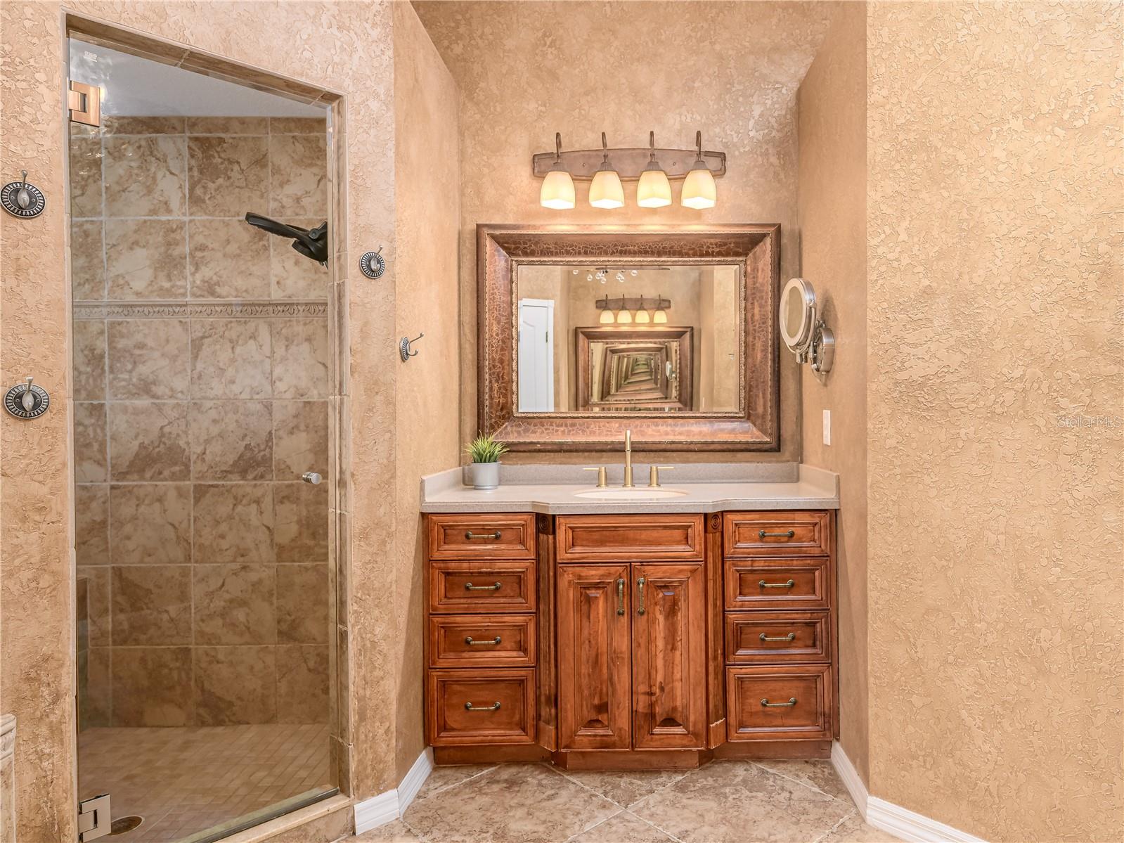 TAMPA PALMS 2C UNIT 2 - Residential