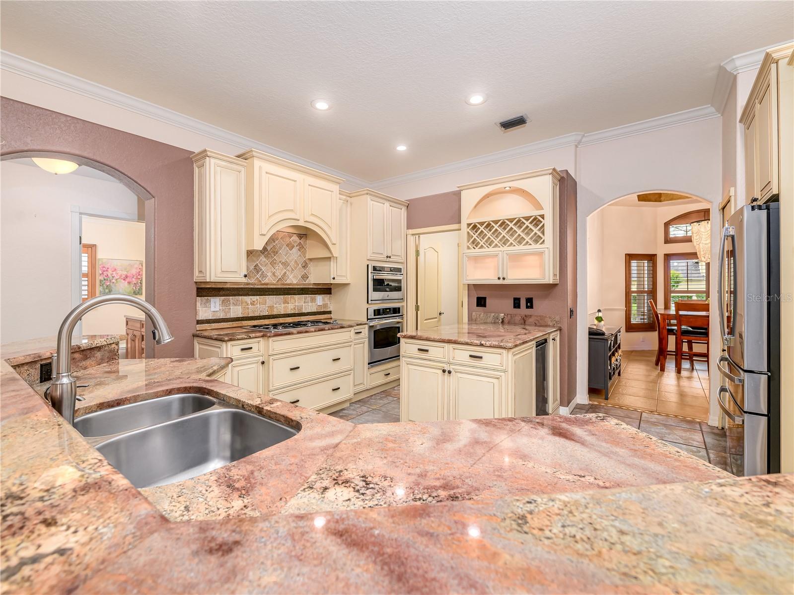 TAMPA PALMS 2C UNIT 2 - Residential